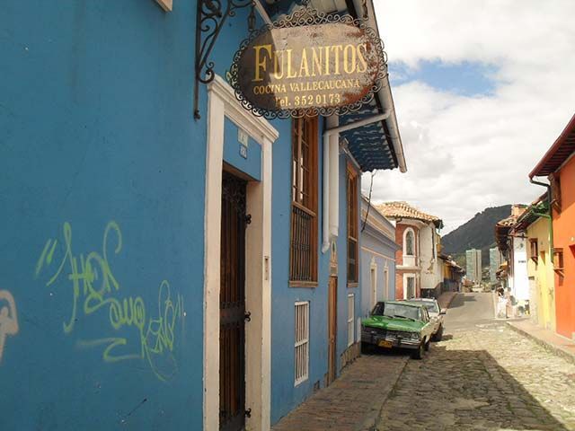 Entrada del restaurante Fulanitos en Bogotá