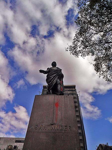 Estatua de Santander en Bogotá 