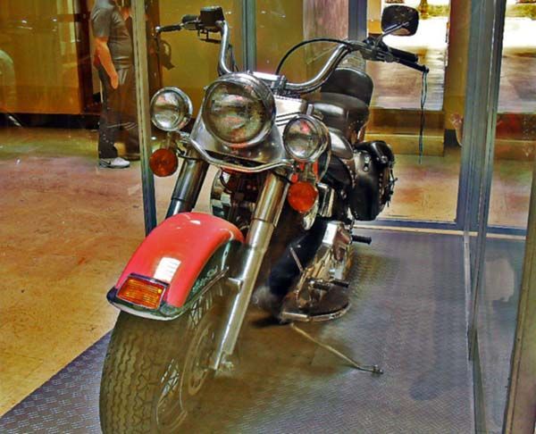 Harley Davidson que Pablo Escobar regaló a su primo