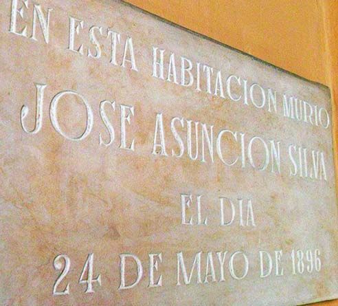 Entrada de la casa de poesía Silva