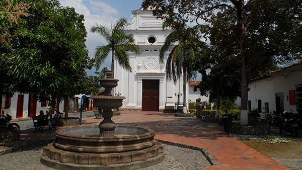 Templo de Jesús de Nazaret en Santa Fe de Antioquia