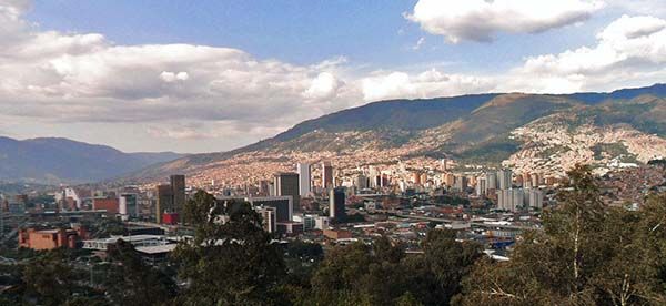 Vistas del centro de Medellín desde el cerro de Nutibara