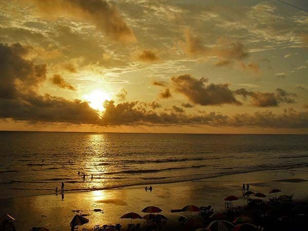 Bonito atardecer en la playa del Morro, Ladrilleros - Colombia