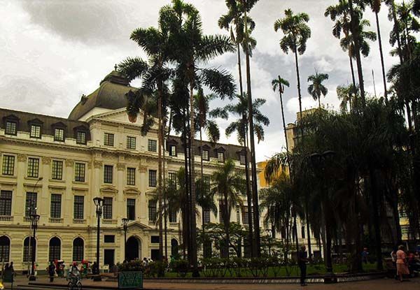 Plaza de Caycedo de Cali