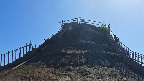 vistas del volcán de lodo El Totumo 