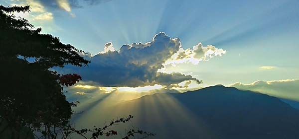 Bonito paisaje y atardecer en el Departamento de Santander, Colombia