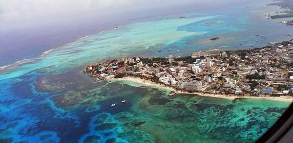 San Andrés desde la ventana del avión