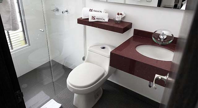 baño del hotel