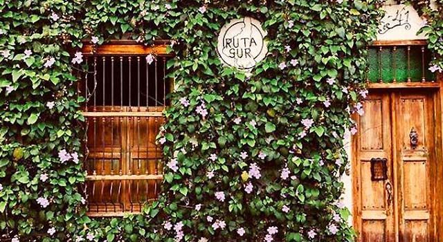 fachada del hotel