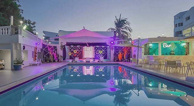 piscina del hotel