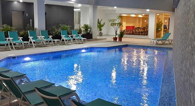 piscina del hotel