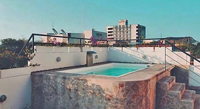 piscina del hotel