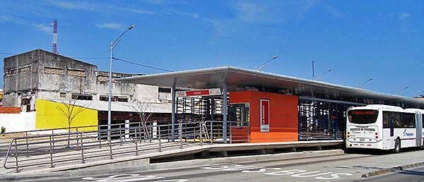 Parada de Transmetro en Barranquilla