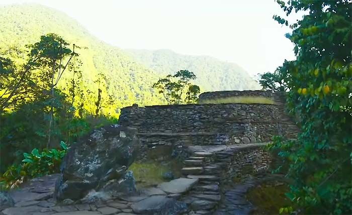 Muros y paredes de Ciudad Perdida