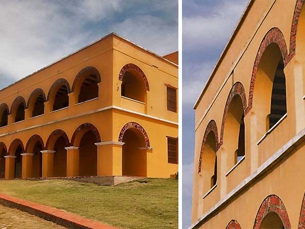 Fachada y arquerías del castillo de Salgar