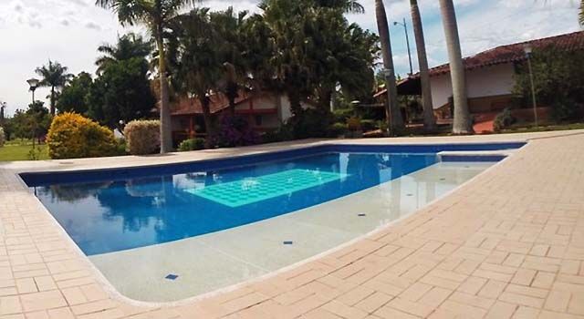 piscina de la finca