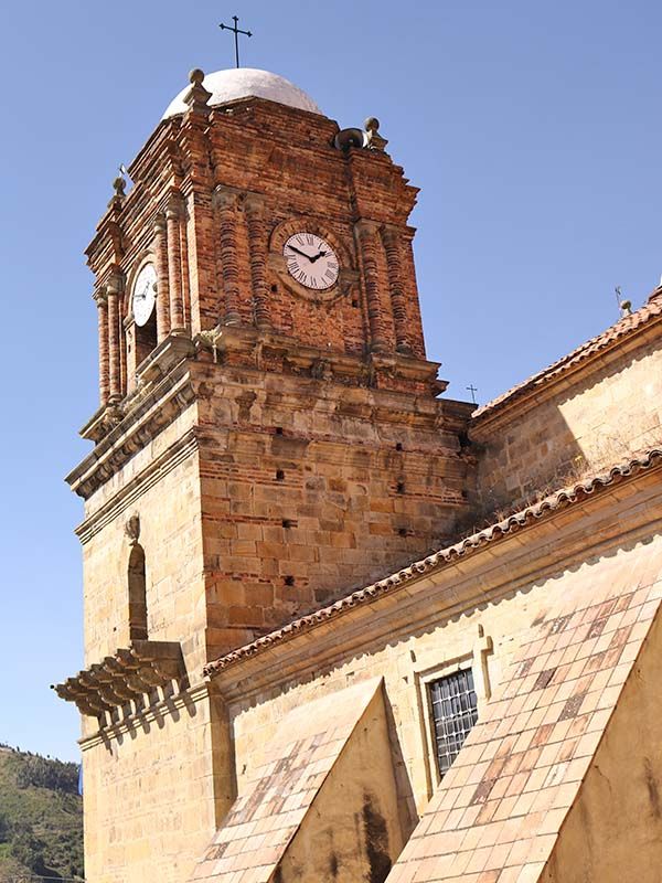 torre de la iglesia de Monguí